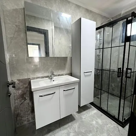 Villa Triplex With Pool In A Secure Site Smirne