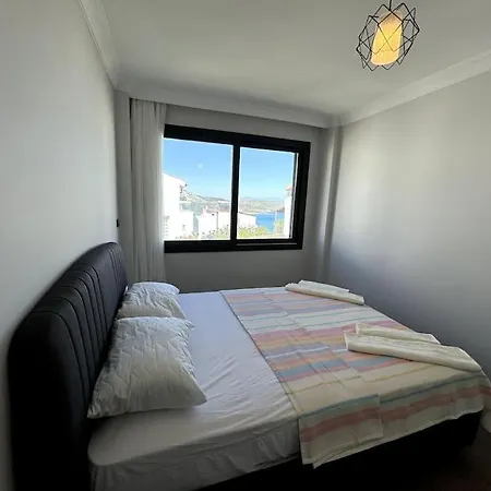 Triplex With Pool In A Secure Site Villa İzmir