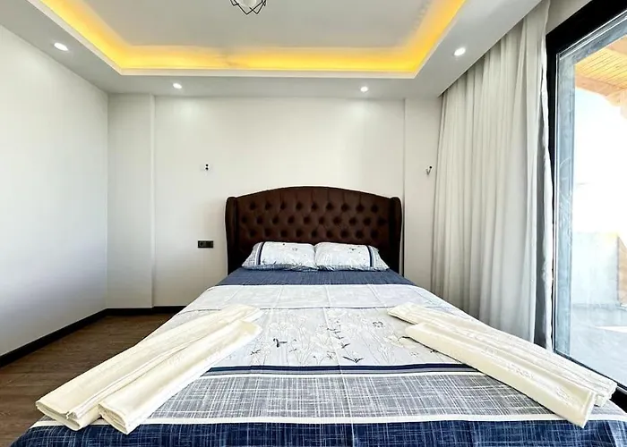 Villa Triplex With Pool In A Secure Site