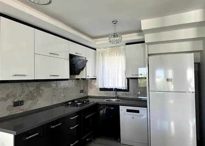 Triplex With Pool In A Secure Site İzmir