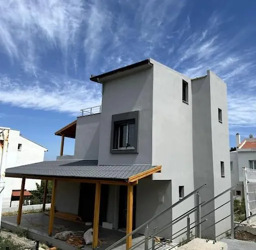 Triplex With Pool In A Secure Site