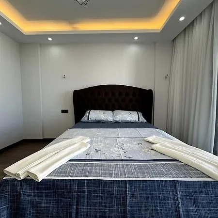 Triplex With Pool In A Secure Site Vilă İzmir