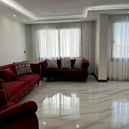 Triplex With Pool In A Secure Site İzmir